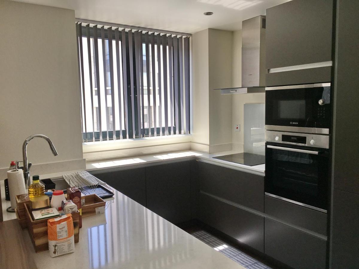 Luxurious Central Apartment With Pool Gibraltar Exterior foto