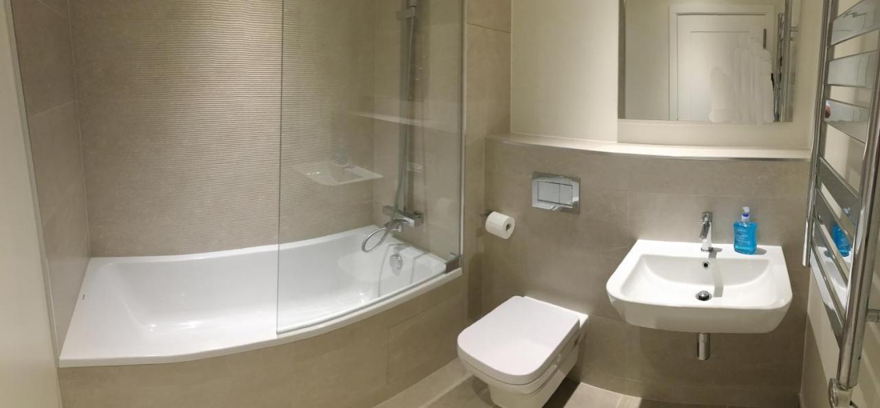 Luxurious Central Apartment With Pool Gibraltar Exterior foto